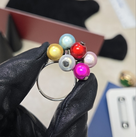 Multicolor Beaded Women's Sliver Tone Ring Size 7 - Picture 8 of 17